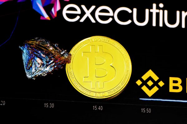 Top 5 Đồng Coin Được Nhà Đầu Tư Giao Dịch Nhiều Nhất